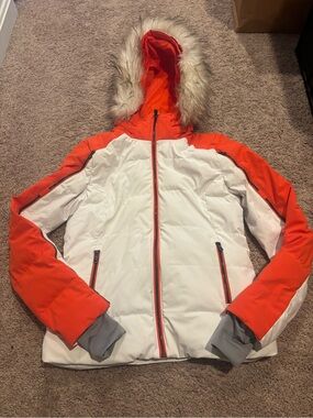 Spyder White and Orange Ski Jacket with Faux Fur Hood